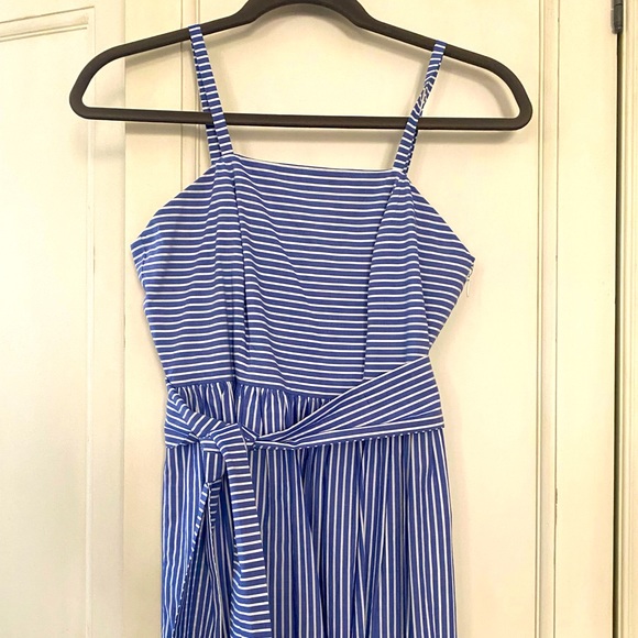 JCrew Striped Tiered Maxi Dress with Tie Sash in Stripe. Size 00 - Picture 6 of 8
